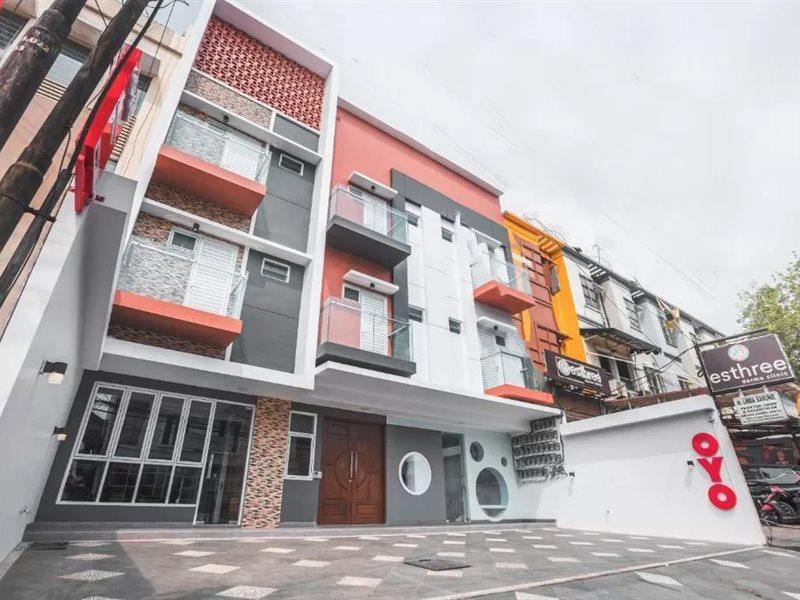 Super Oyo 1487 Residence Khoe Jakarta Luaran gambar