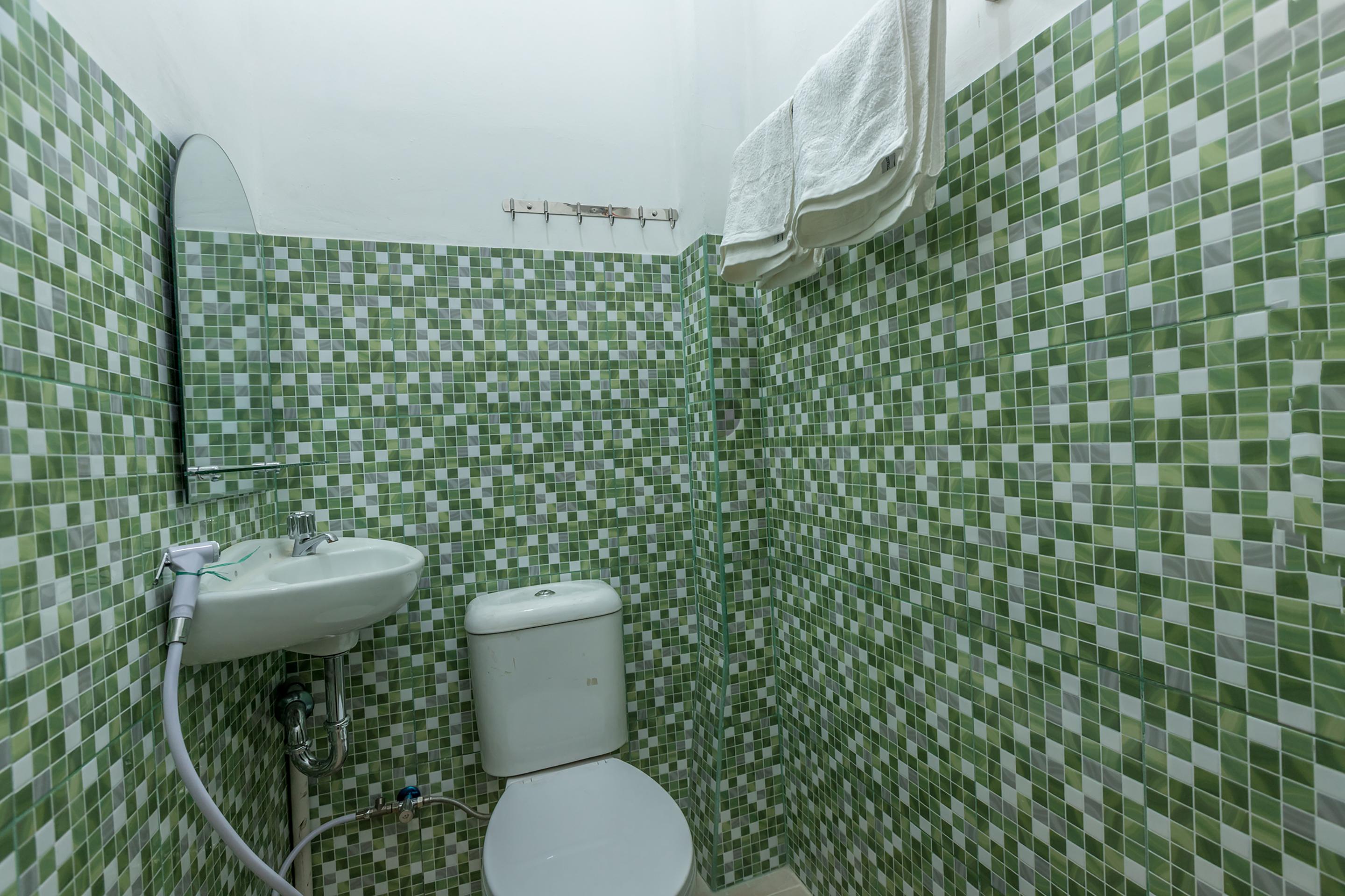 Super Oyo 1487 Residence Khoe Jakarta Luaran gambar