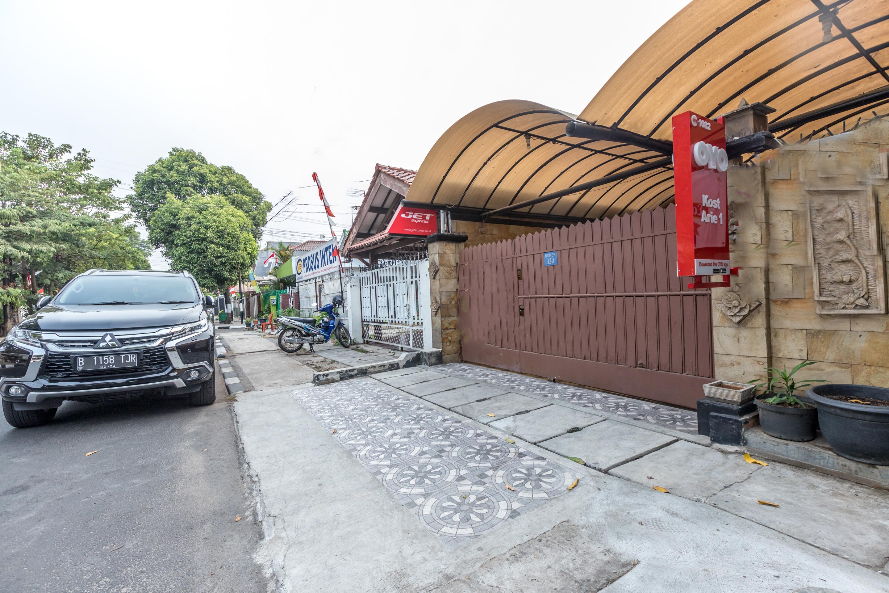 Super Oyo 1487 Residence Khoe Jakarta Luaran gambar