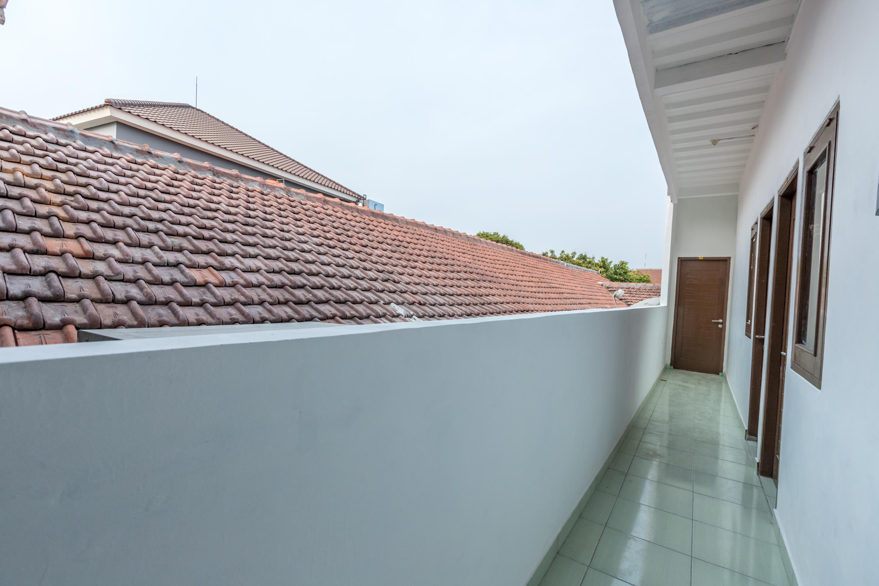 Super Oyo 1487 Residence Khoe Jakarta Luaran gambar